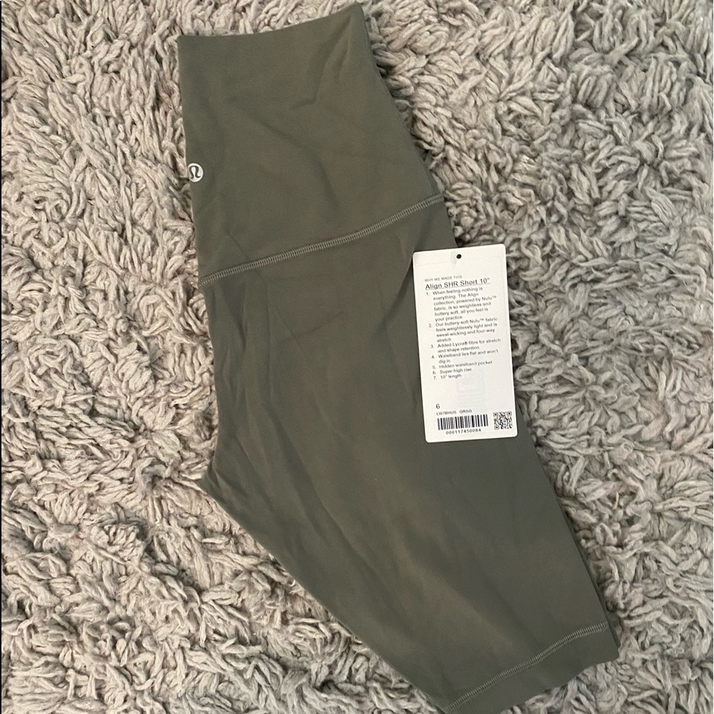 Align 10” short sz 6, grey sage